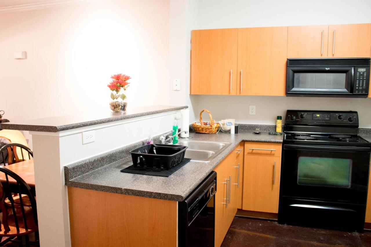 Downtown Dallas Beautiful Poolside Apartment Dış mekan fotoğraf